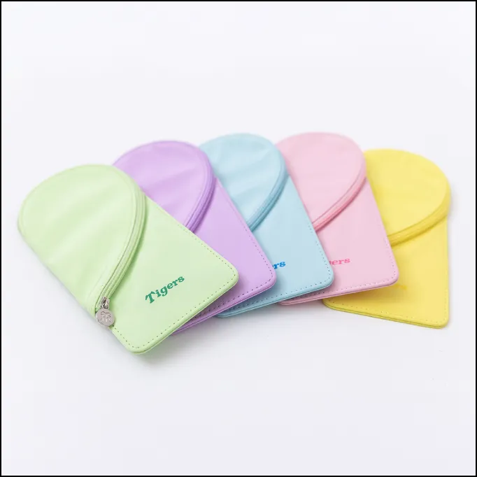 ハート型マルチポーチ