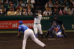 横浜DeNAベイスターズ戦（甲子園）2000本安打達成（17年9月8日）